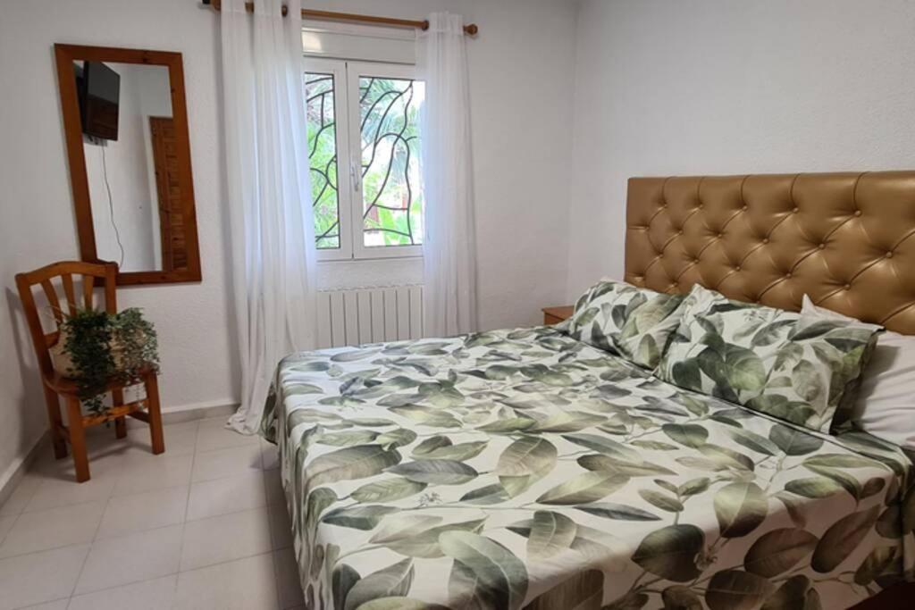 Tropical Paradise Villa In 托雷维耶哈 外观 照片