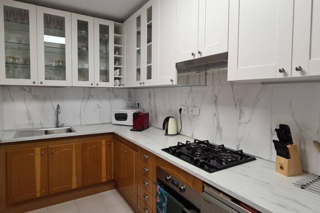 Tropical Paradise Villa In 托雷维耶哈 外观 照片